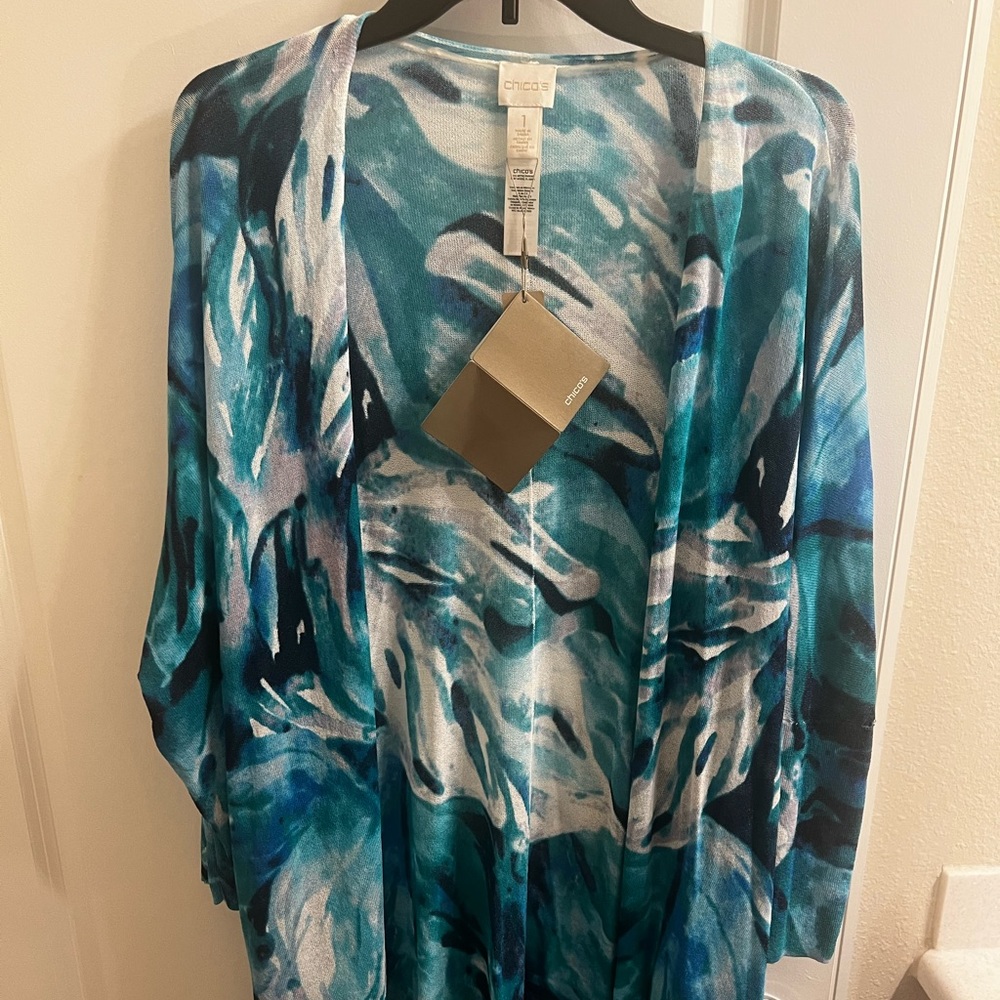 NWT Chico’s Turquoise and white convertible cardigan